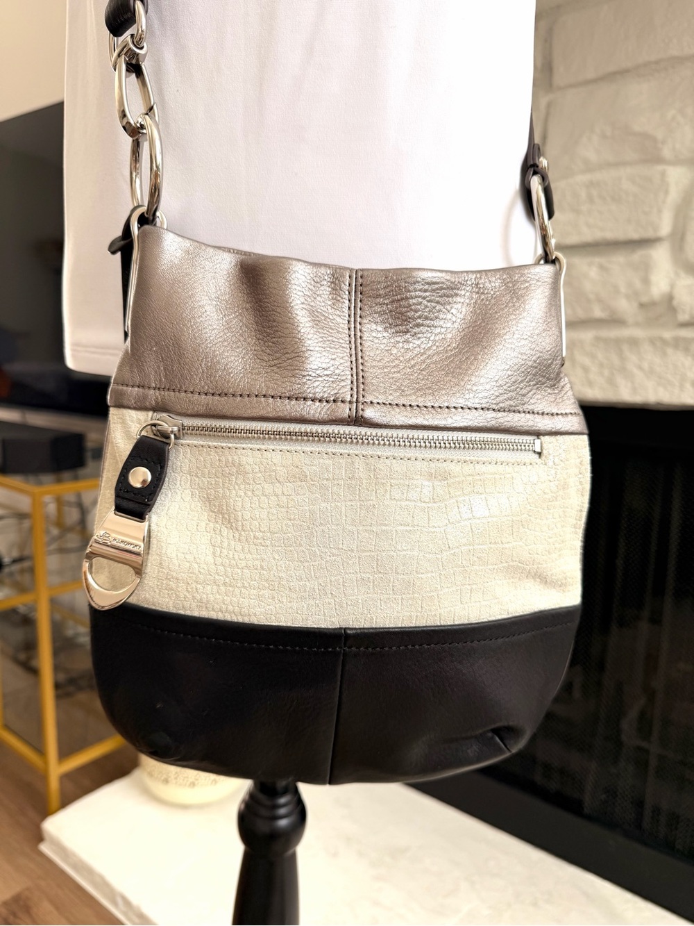 B Makowsky Metallic Leather Tri Color Crossbody Bag Silver White Black